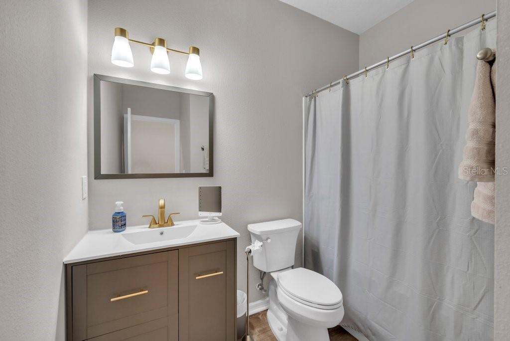 Image 19 of 31 For 15855 Fishhawk View Drive