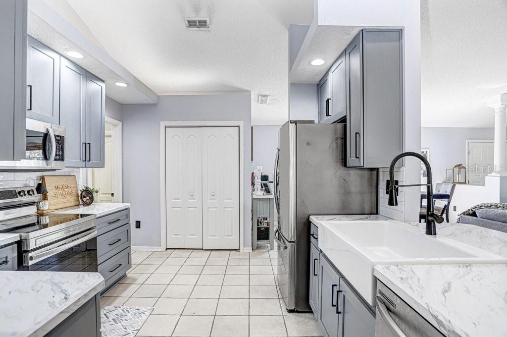 Image 14 of 49 For 3066 Stephanie Drive