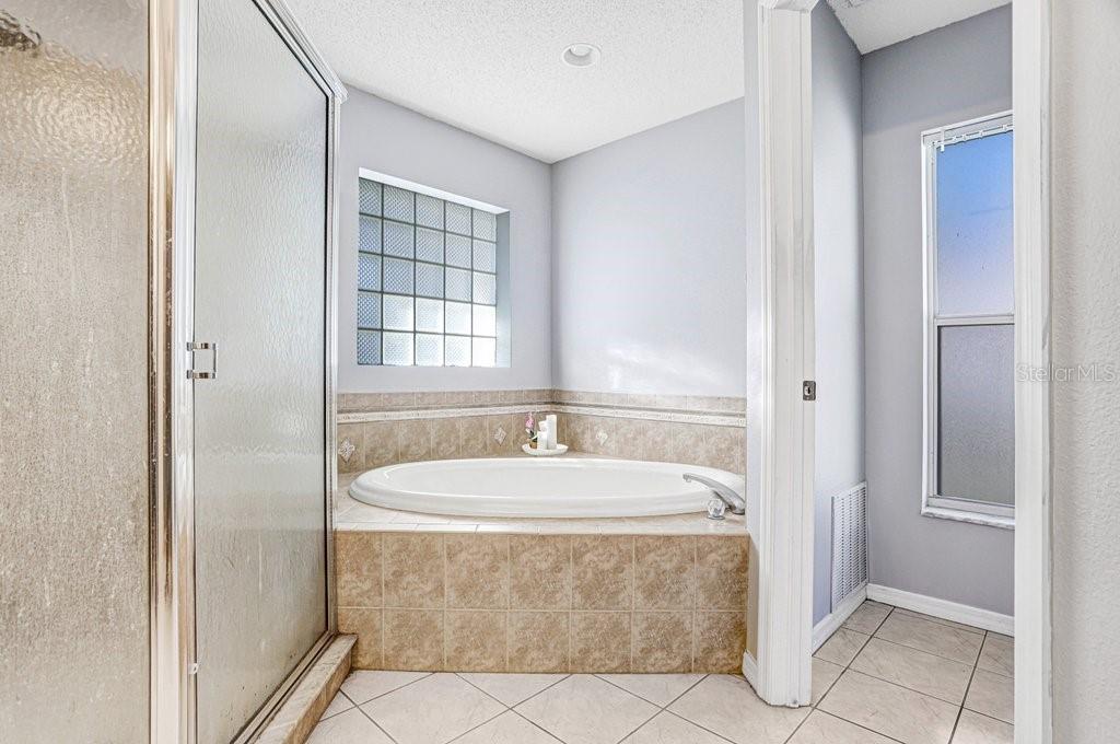 Image 19 of 49 For 3066 Stephanie Drive