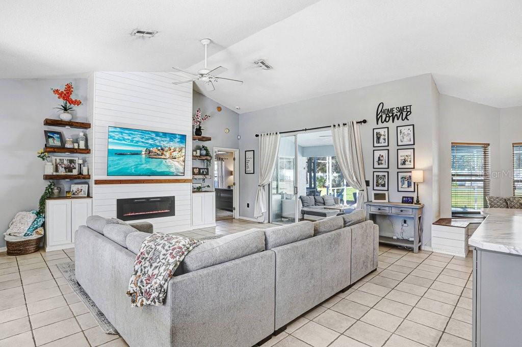 Image 4 of 49 For 3066 Stephanie Drive