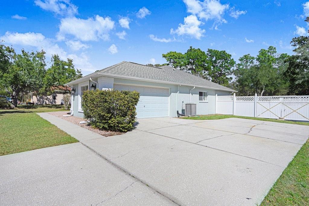 Image 41 of 49 For 3066 Stephanie Drive