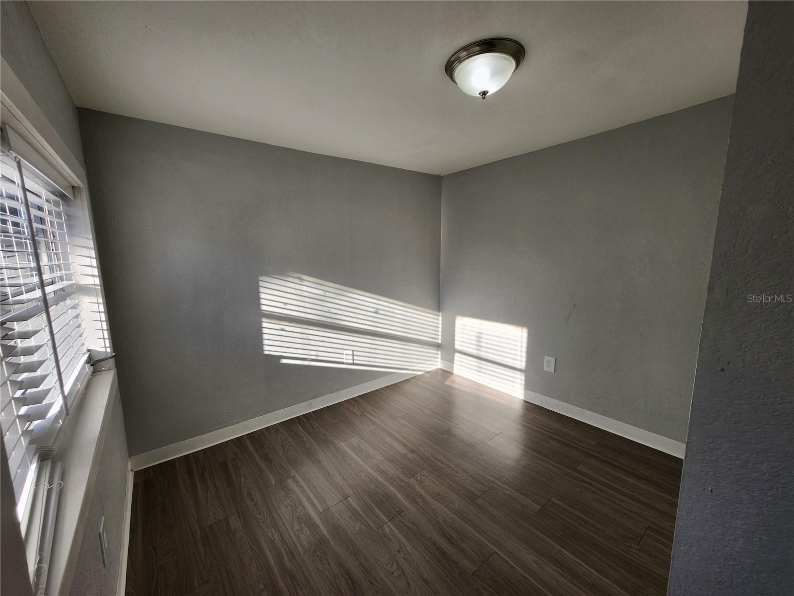 Image 5 of 9 For 4611 Hubert Avenue 5