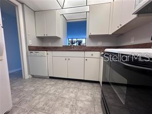 Image 7 of 19 For 300 Woodette Drive 303