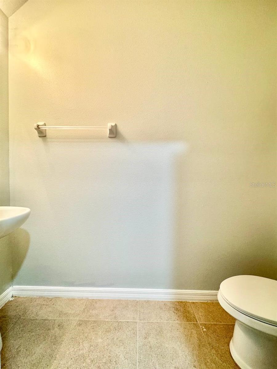 Image 18 of 44 For 35743 Hillbrook Avenue