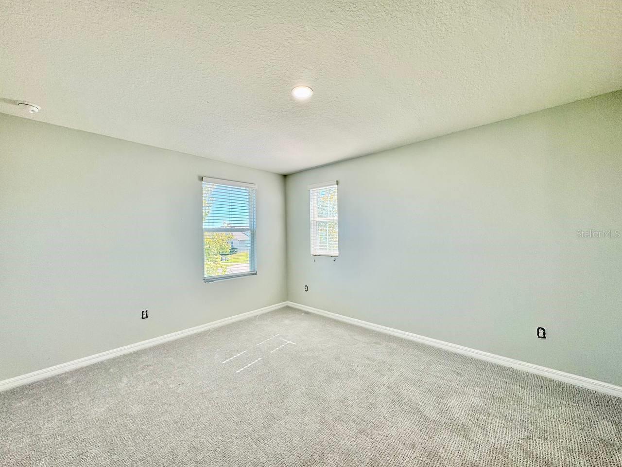 Image 28 of 44 For 35743 Hillbrook Avenue