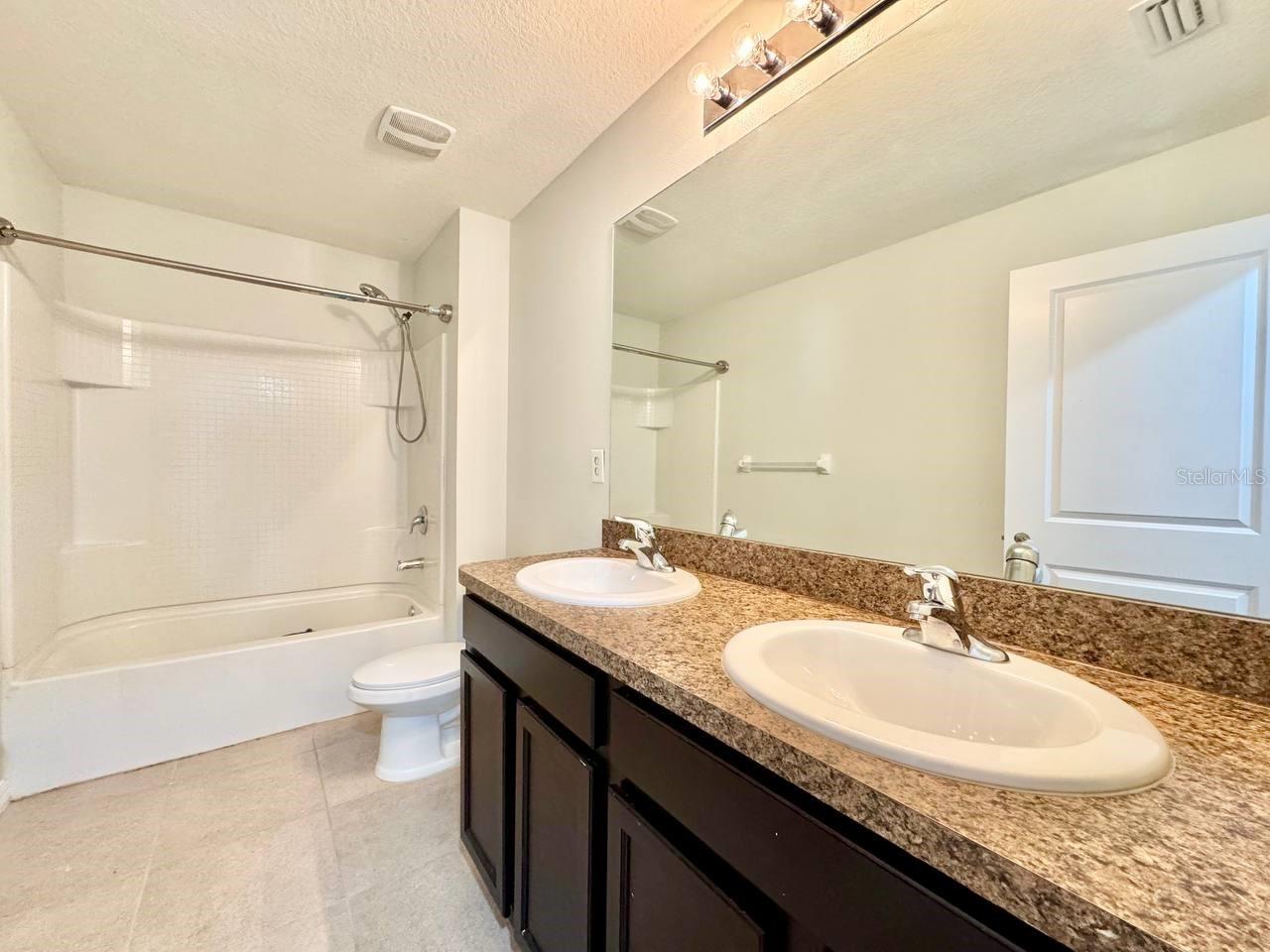 Image 31 of 44 For 35743 Hillbrook Avenue