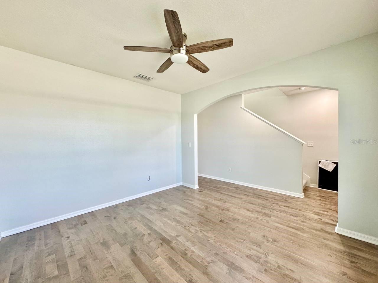 Image 7 of 44 For 35743 Hillbrook Avenue