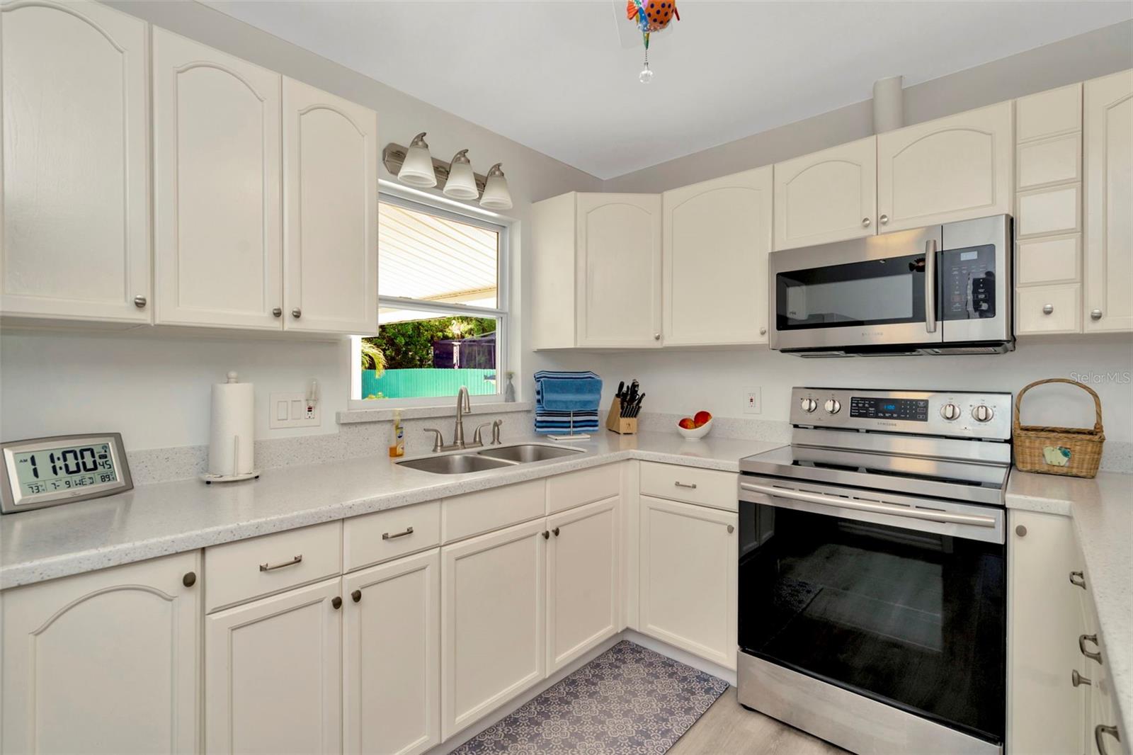 Image 15 of 40 For 1308 Hull Street S