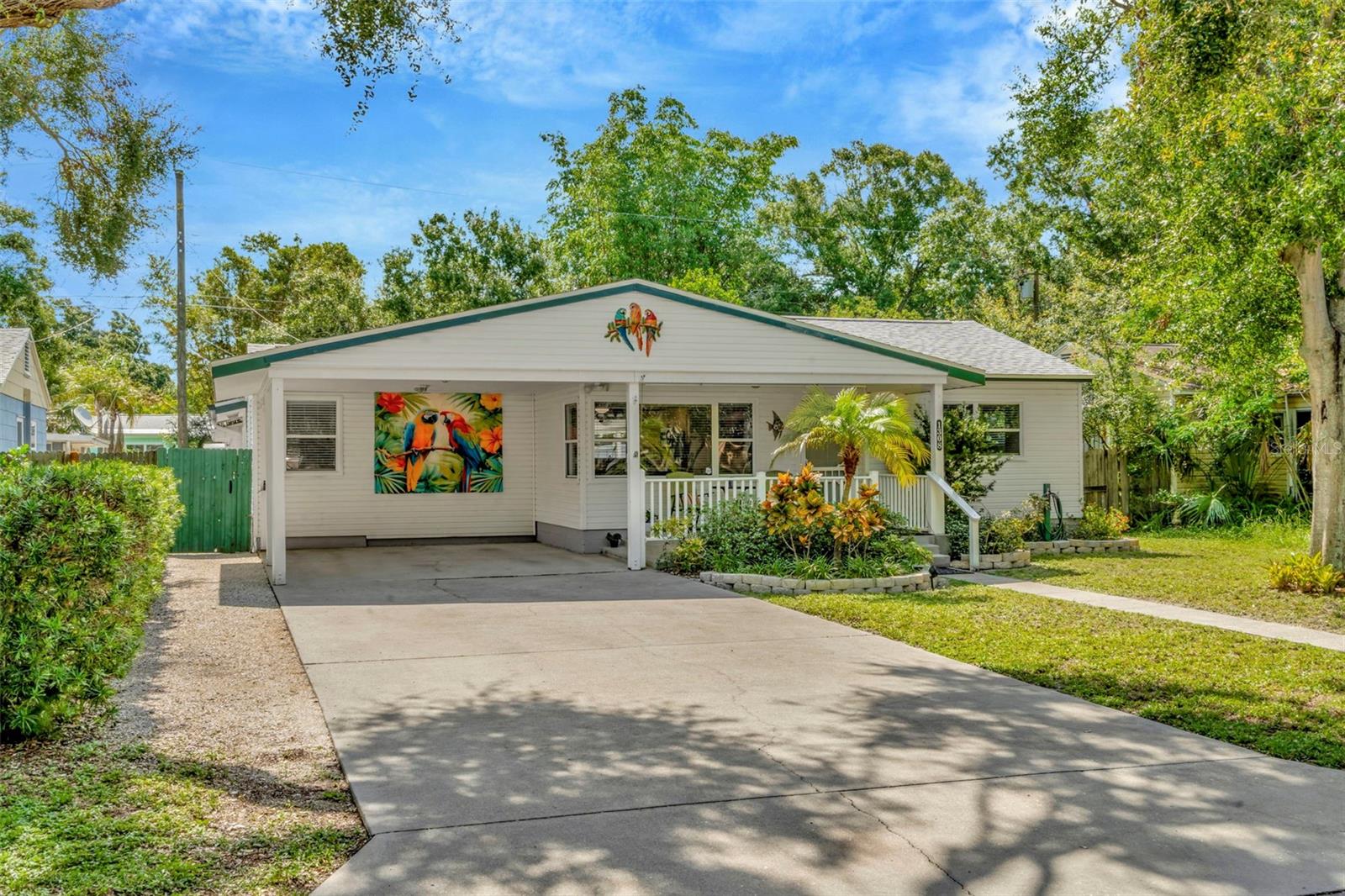 Image 3 of 40 For 1308 Hull Street S