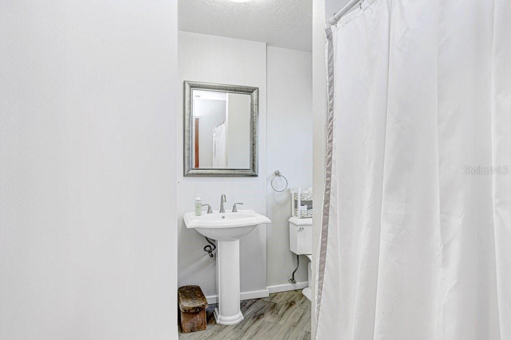 Image 27 of 77 For 12508 Twin Branch Acres Road