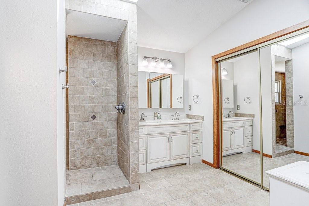 Image 32 of 77 For 12508 Twin Branch Acres Road