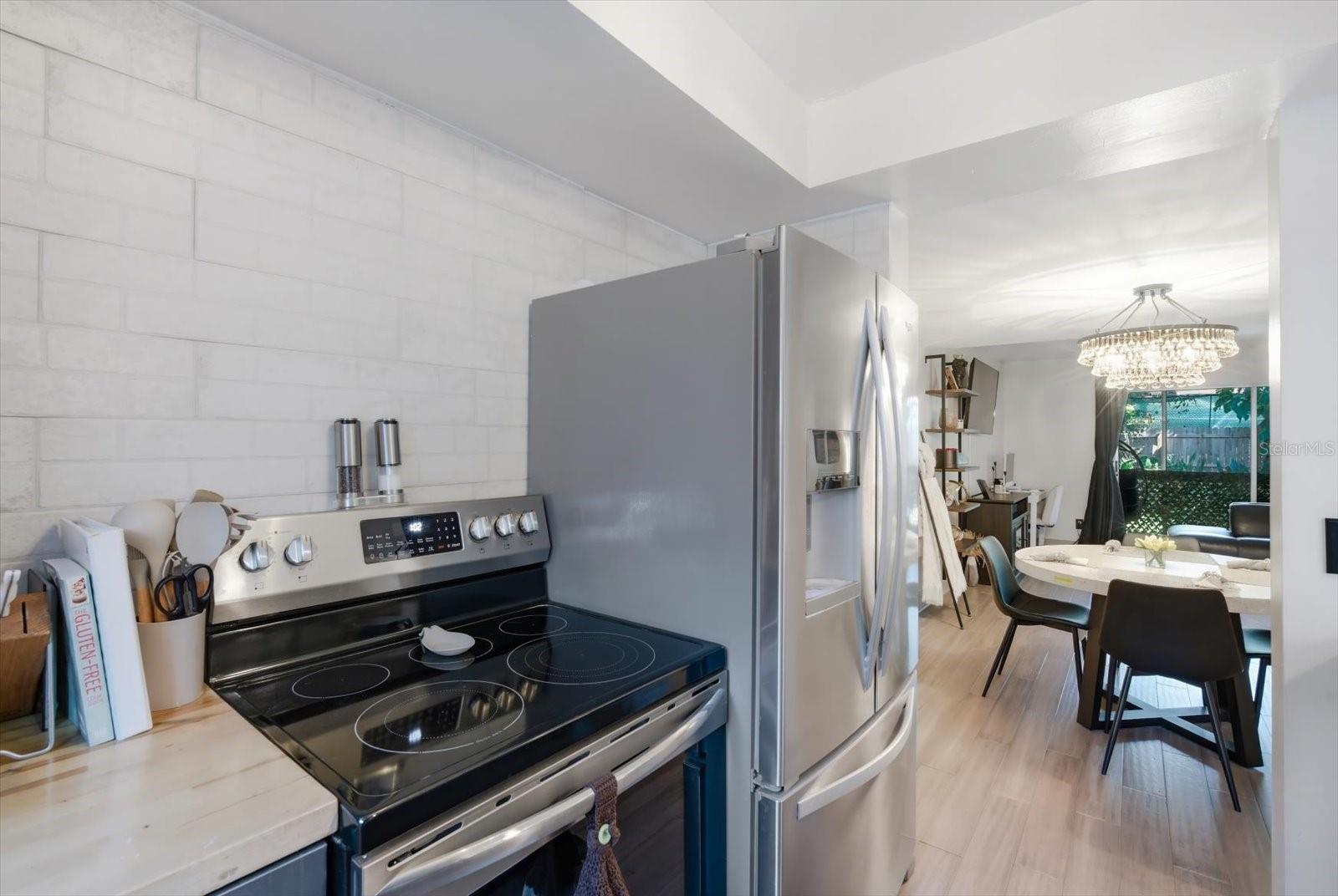 Image 8 of 26 For 3673 45th Way N