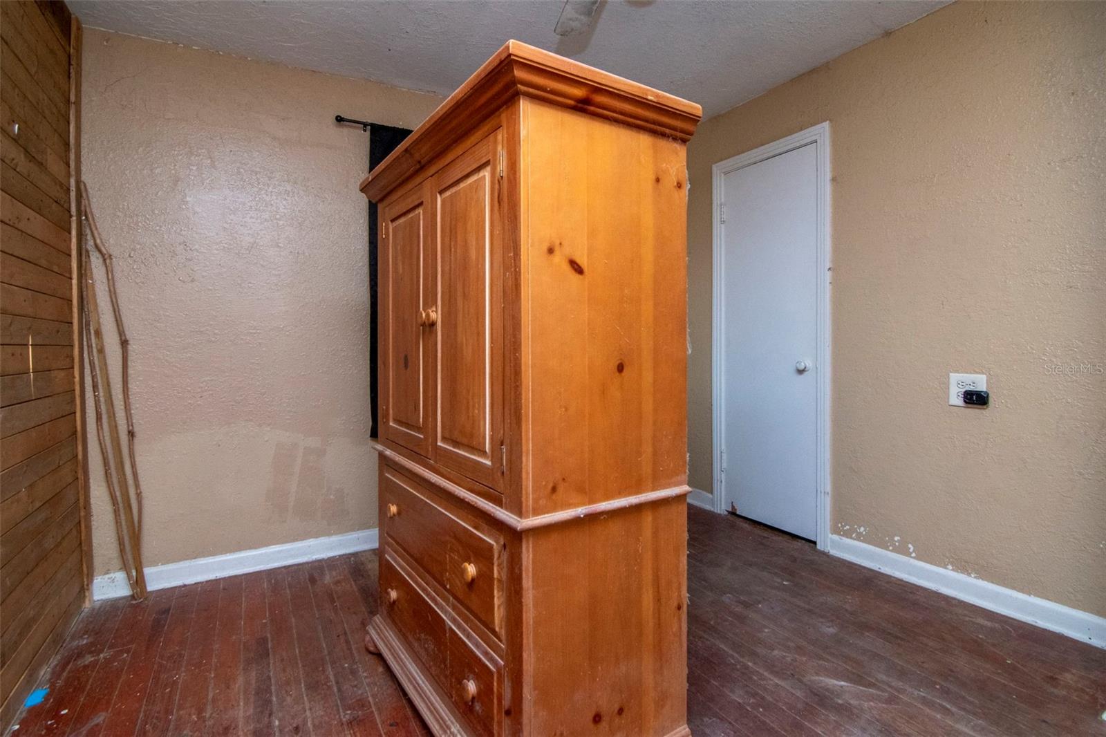 Image 10 of 24 For 1405 Cherry Street