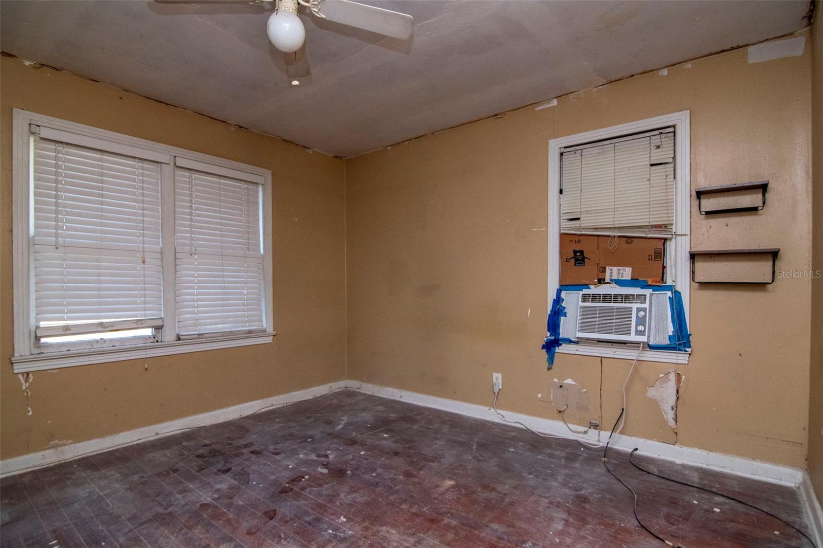 Image 11 of 24 For 1405 Cherry Street