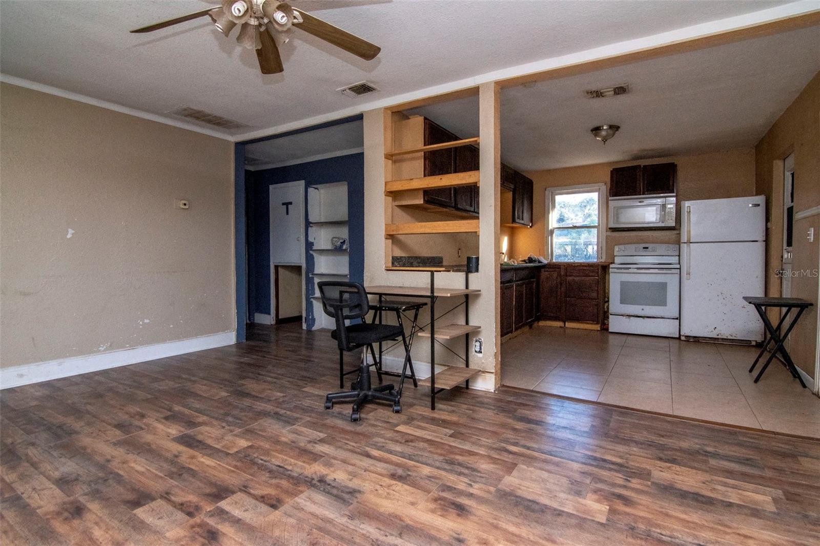 Image 4 of 24 For 1405 Cherry Street