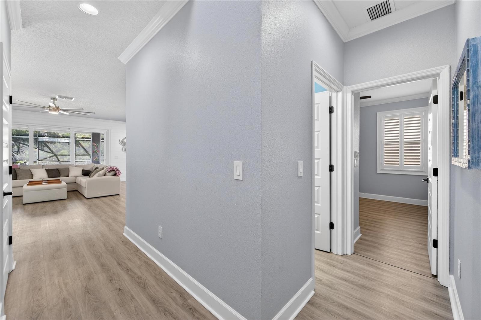 Image 12 of 87 For 7504 Lantern Park Avenue