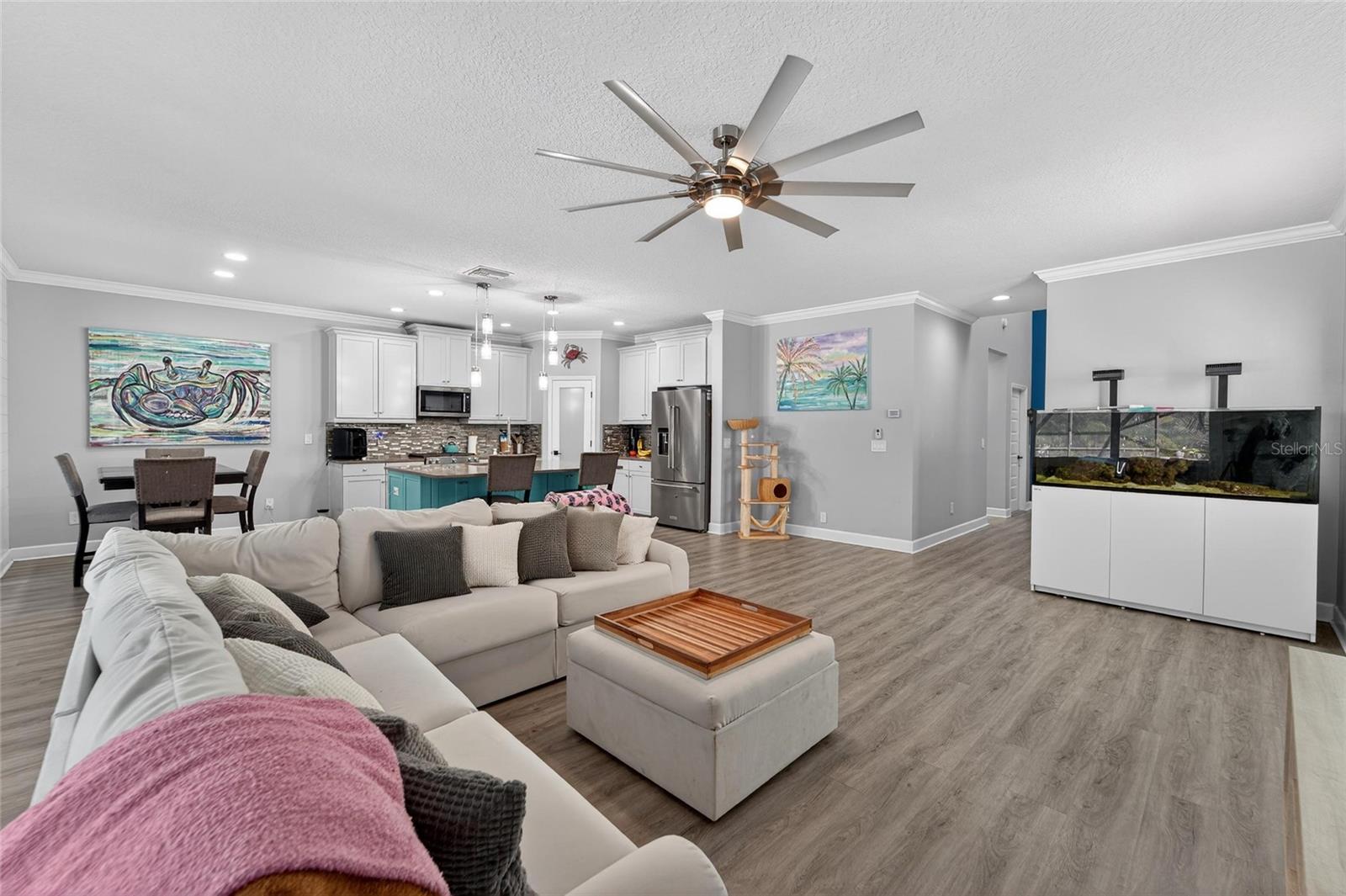 Image 18 of 87 For 7504 Lantern Park Avenue