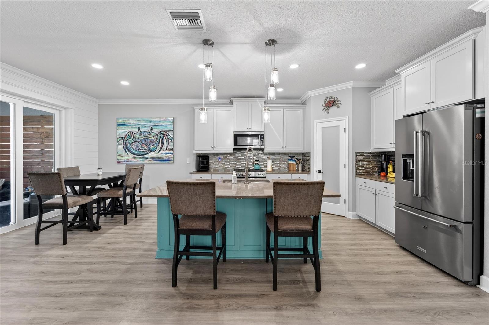 Image 19 of 87 For 7504 Lantern Park Avenue