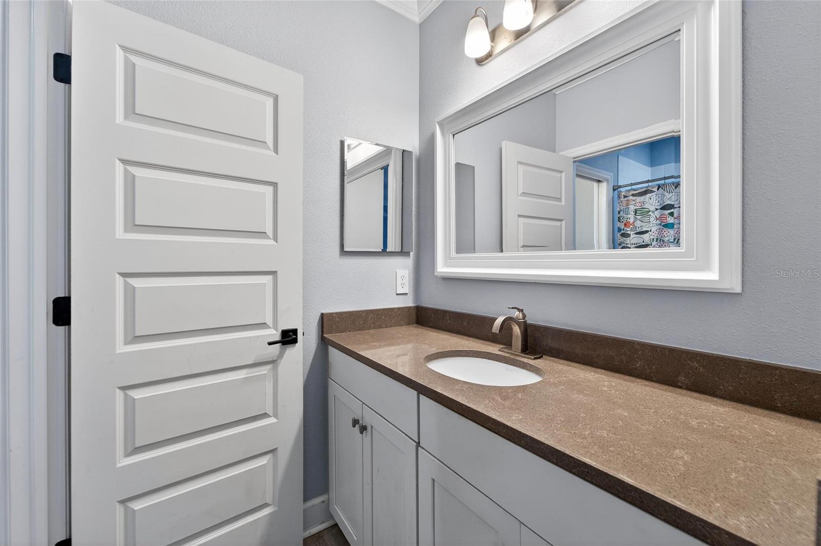 Image 31 of 87 For 7504 Lantern Park Avenue