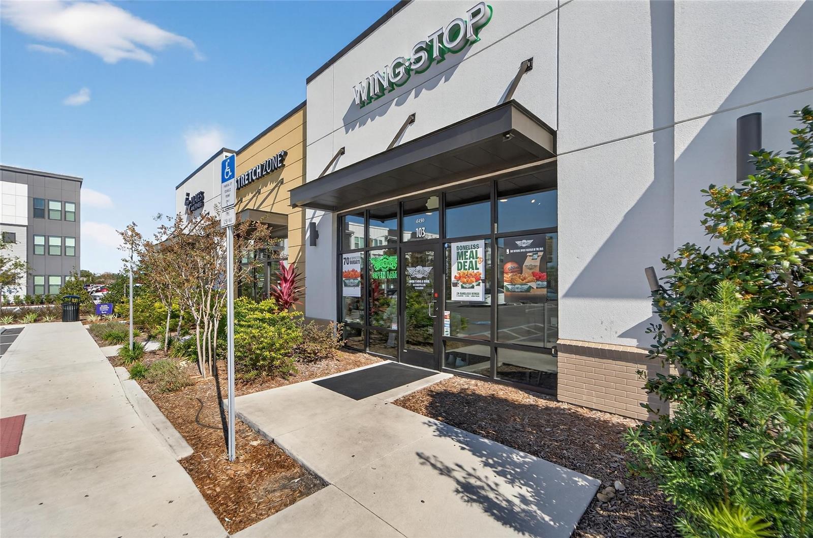 Image 70 of 87 For 7504 Lantern Park Avenue