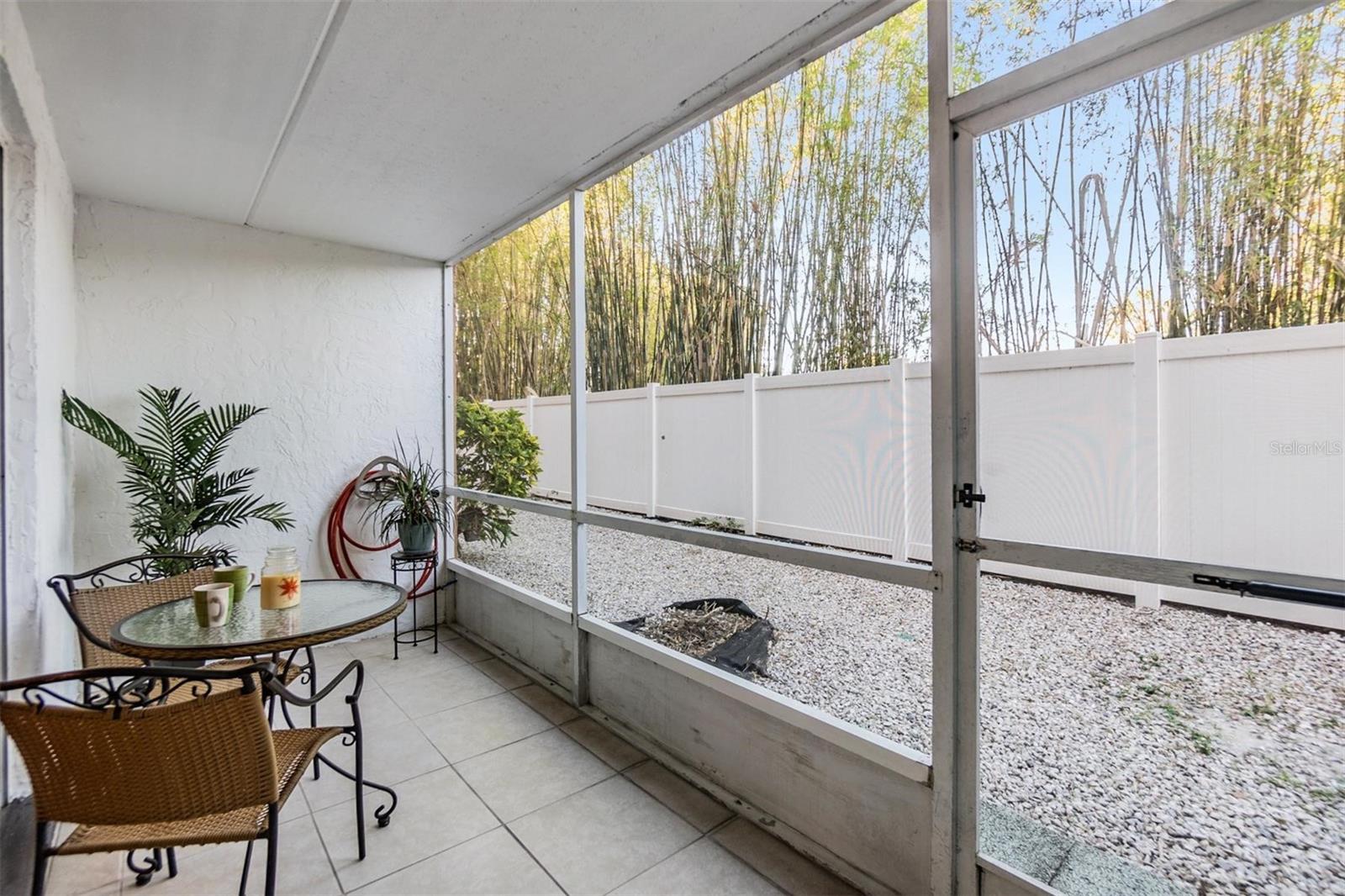 Image 22 of 37 For 12760 Indian Rocks Road 104