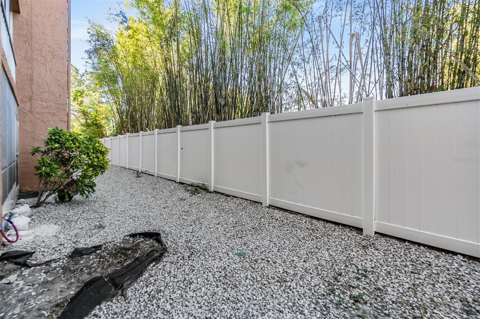 Image 23 of 37 For 12760 Indian Rocks Road 104