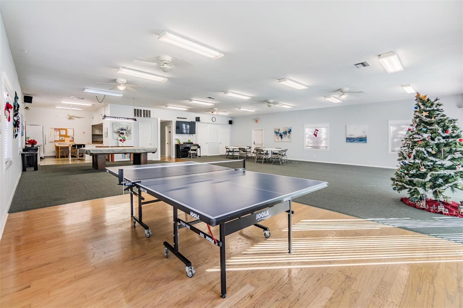 Image 25 of 37 For 12760 Indian Rocks Road 104