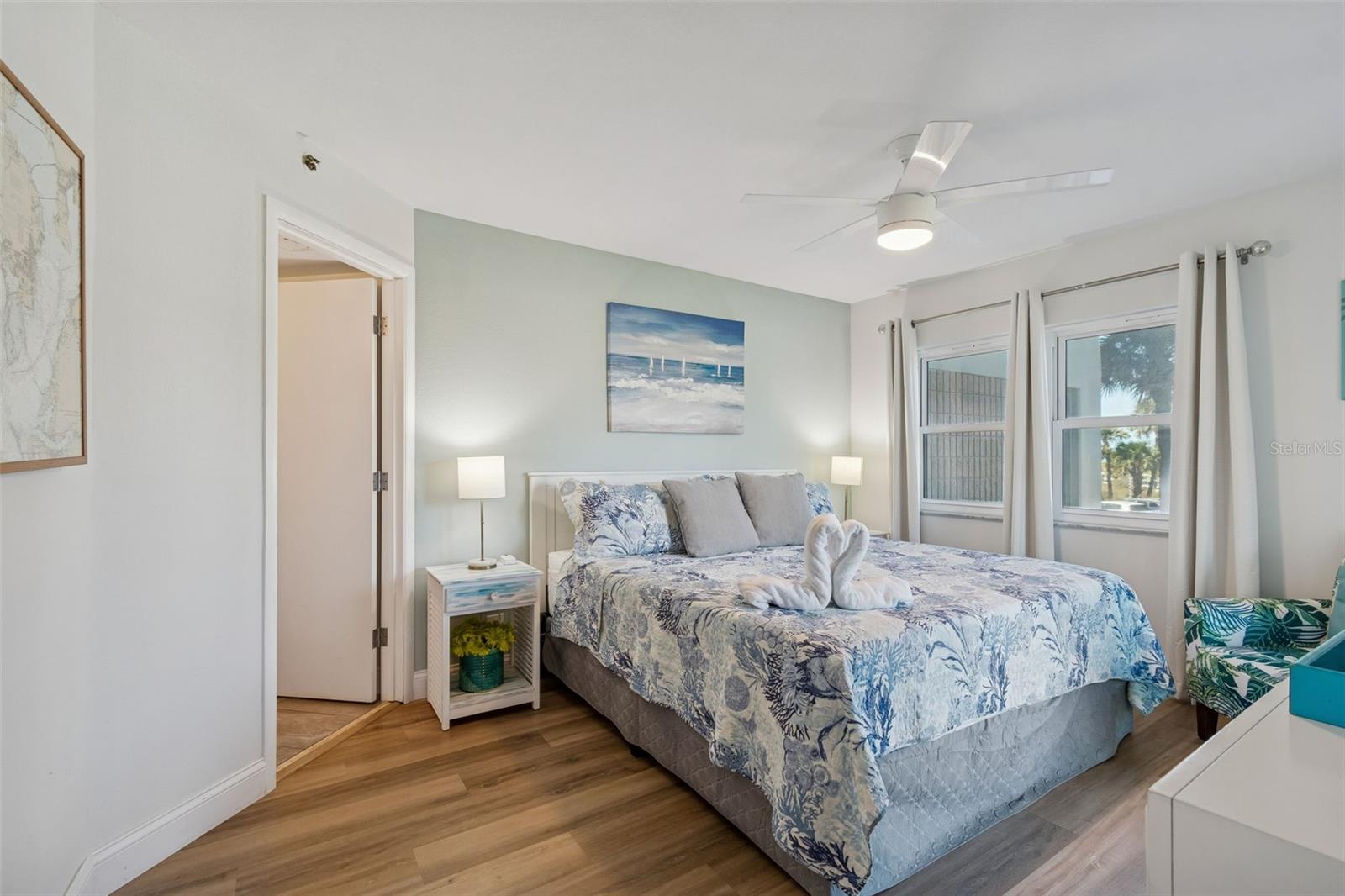 Image 14 of 41 For 4510 Gulf Boulevard 207