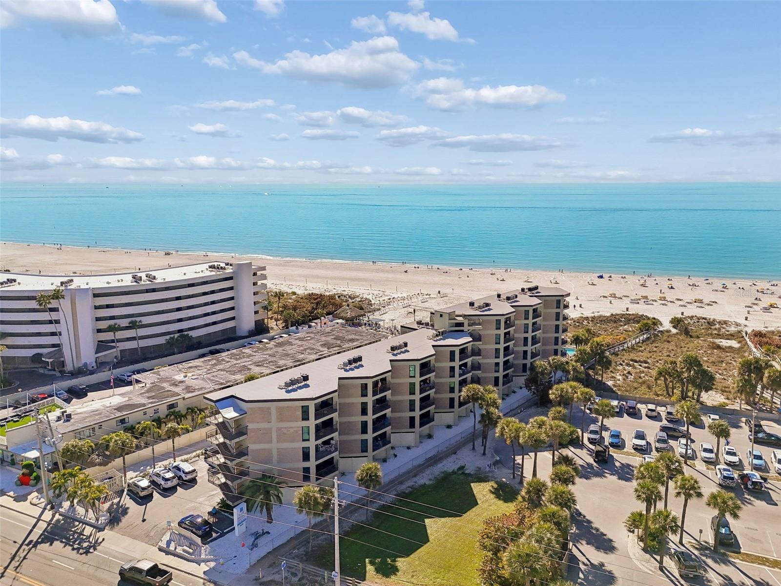 Image 35 of 41 For 4510 Gulf Boulevard 207