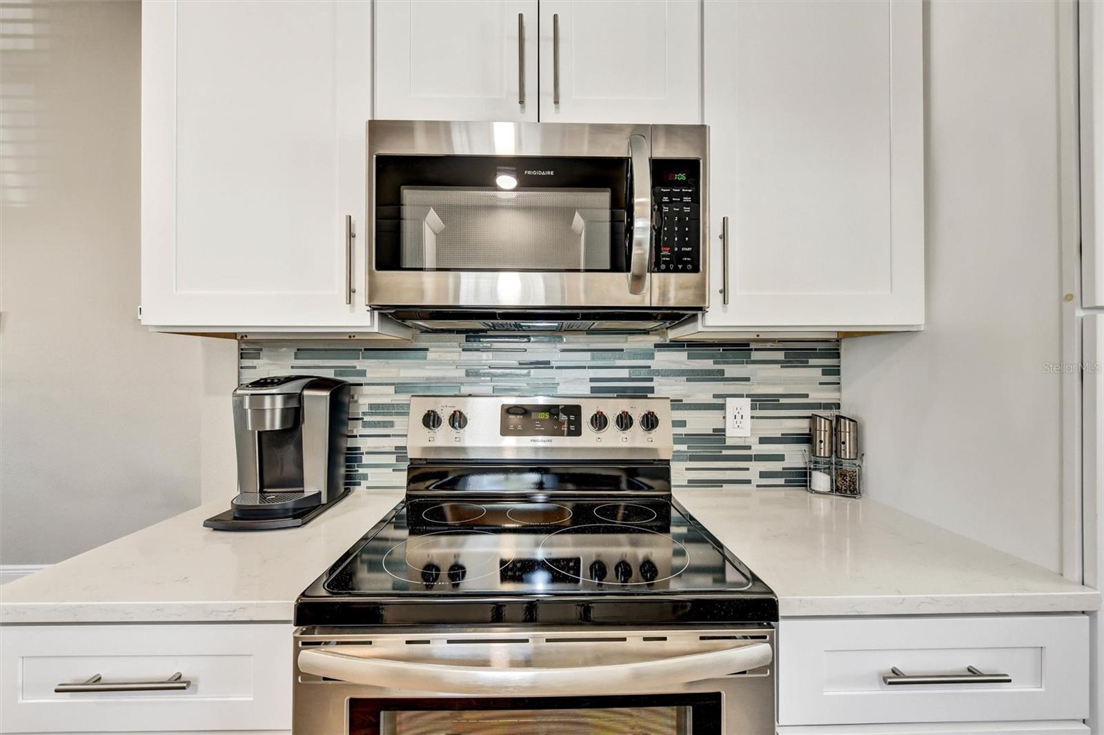 Image 12 of 53 For 1148 Falcon Drive 3