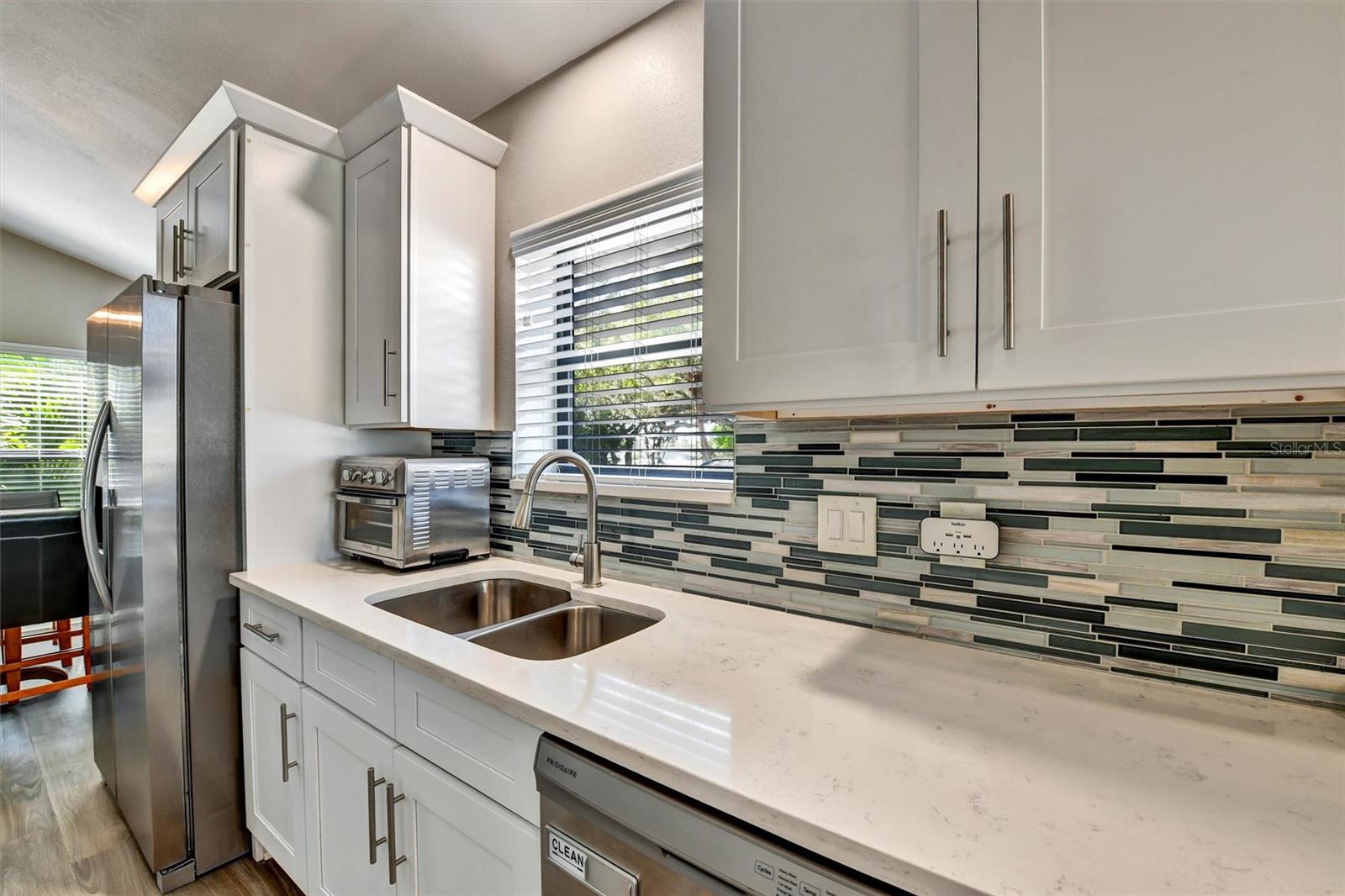 Image 15 of 53 For 1148 Falcon Drive 3