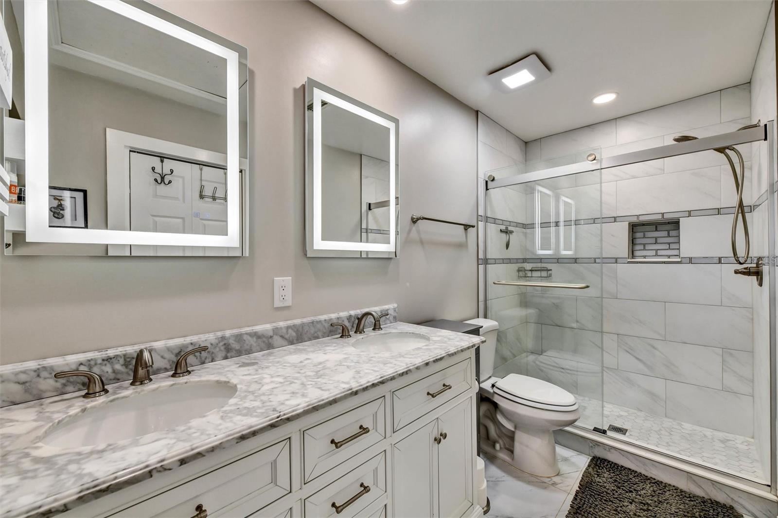 Image 29 of 53 For 1148 Falcon Drive 3