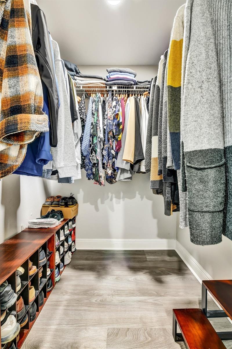 Image 31 of 53 For 1148 Falcon Drive 3