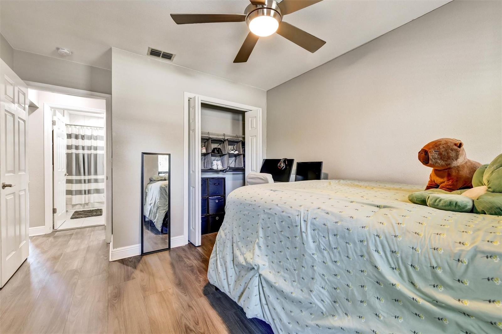 Image 32 of 53 For 1148 Falcon Drive 3