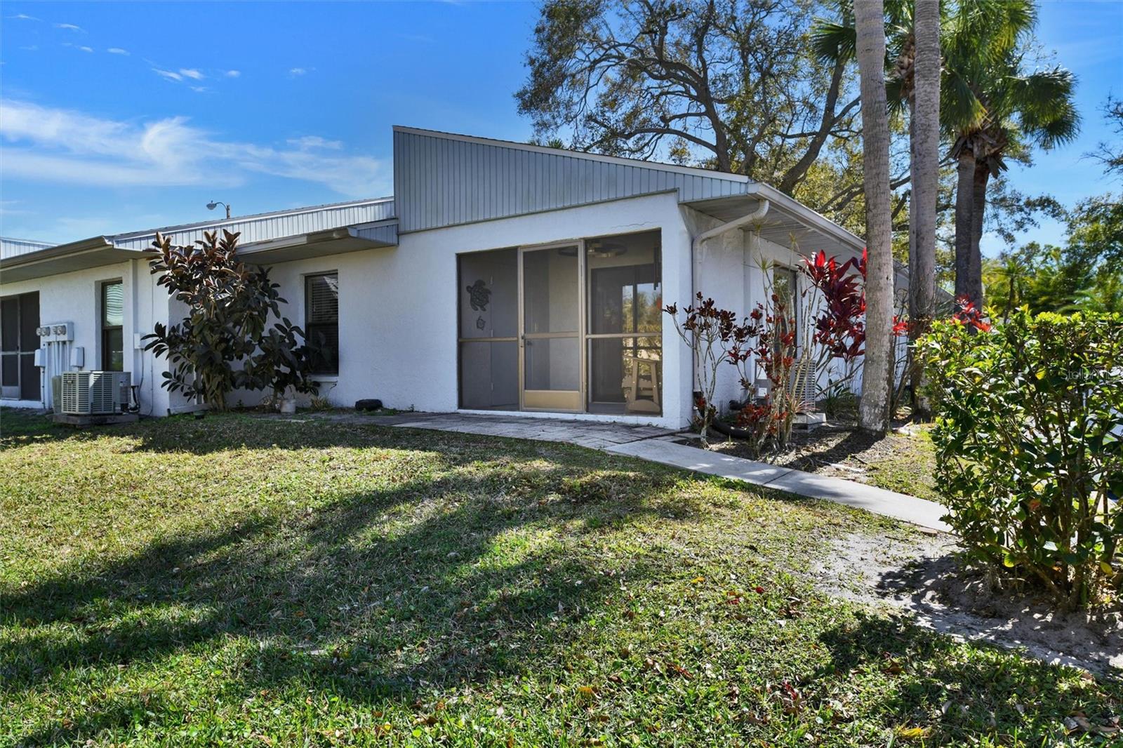 Image 45 of 53 For 1148 Falcon Drive 3