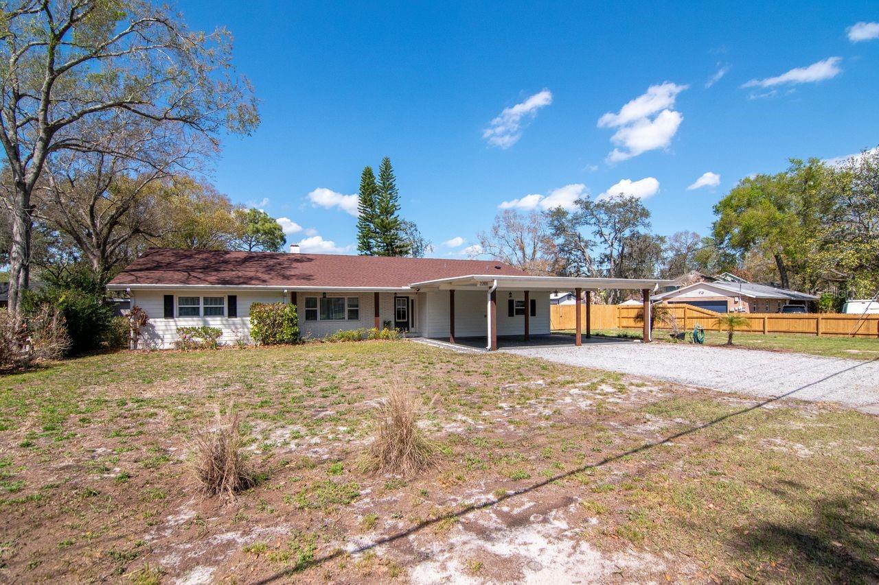 Listing photo id 55 for 2201 Village Avenue