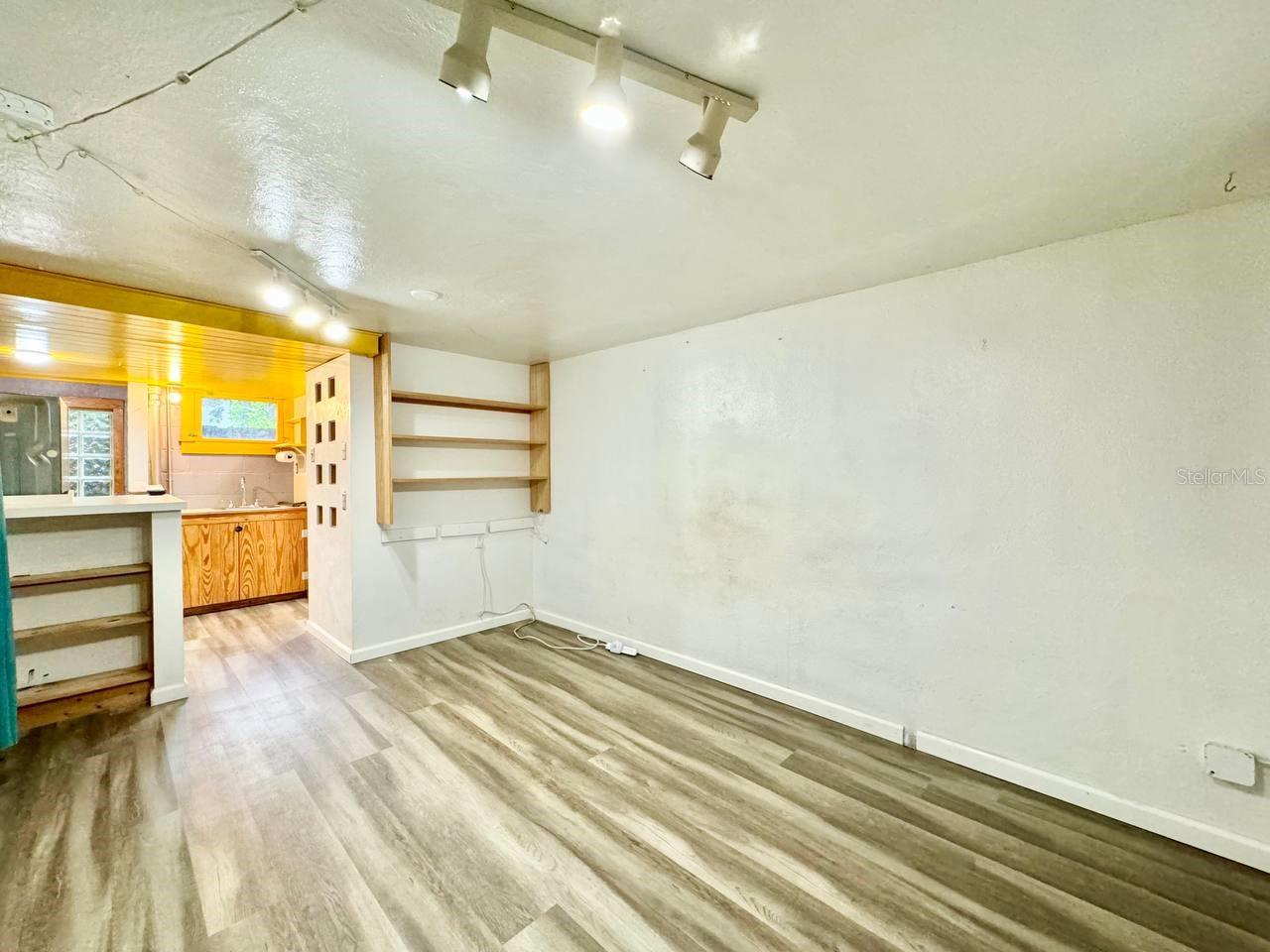 Image 2 of 9 For 6601 Navin Avenue A