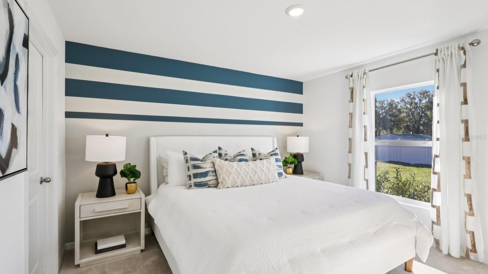 Listing photo id 12 for 15033 Crosshall Stream Drive