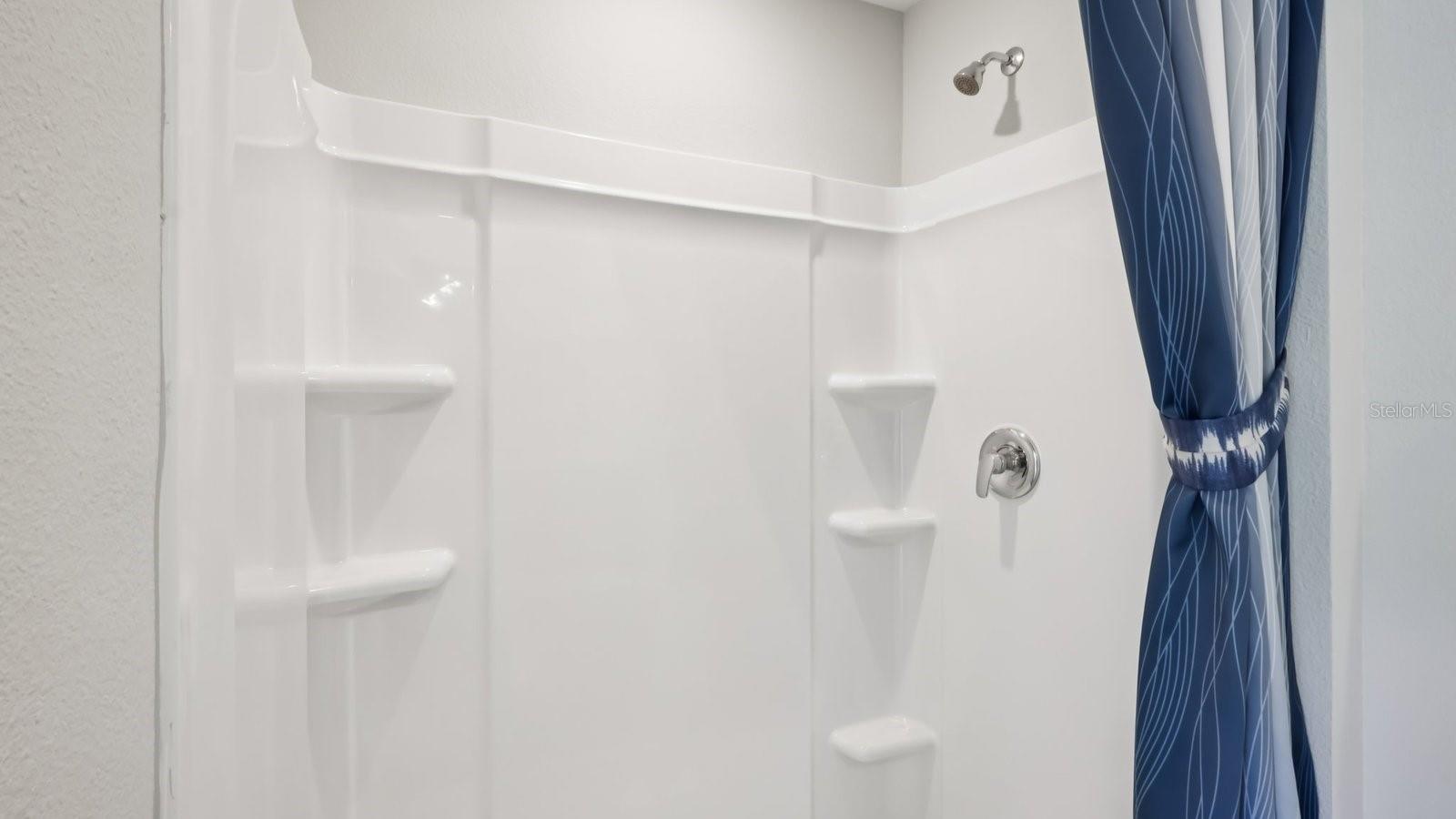 Listing photo id 16 for 15033 Crosshall Stream Drive