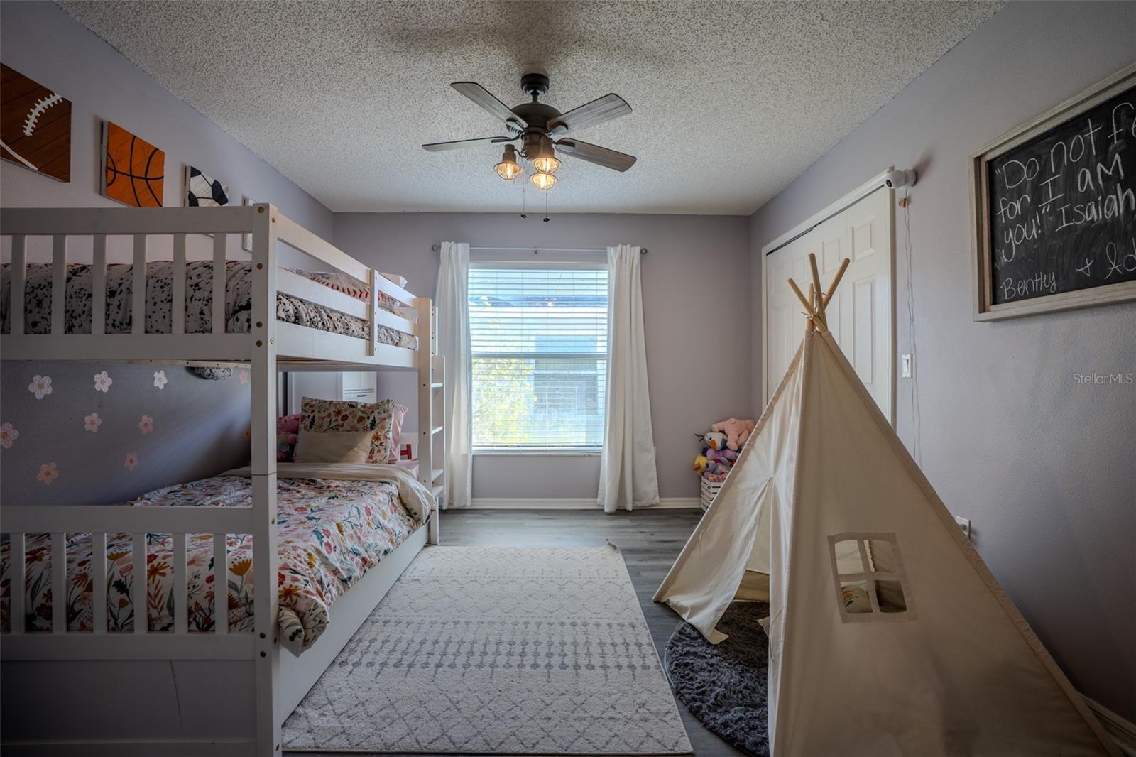 Image 17 of 43 For 1129 Daleside Lane