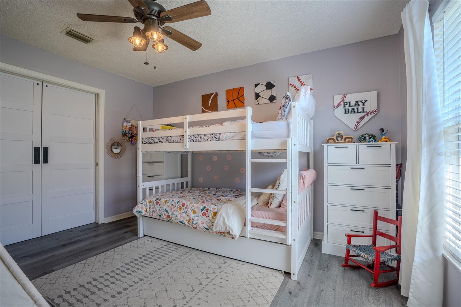 Image 19 of 43 For 1129 Daleside Lane