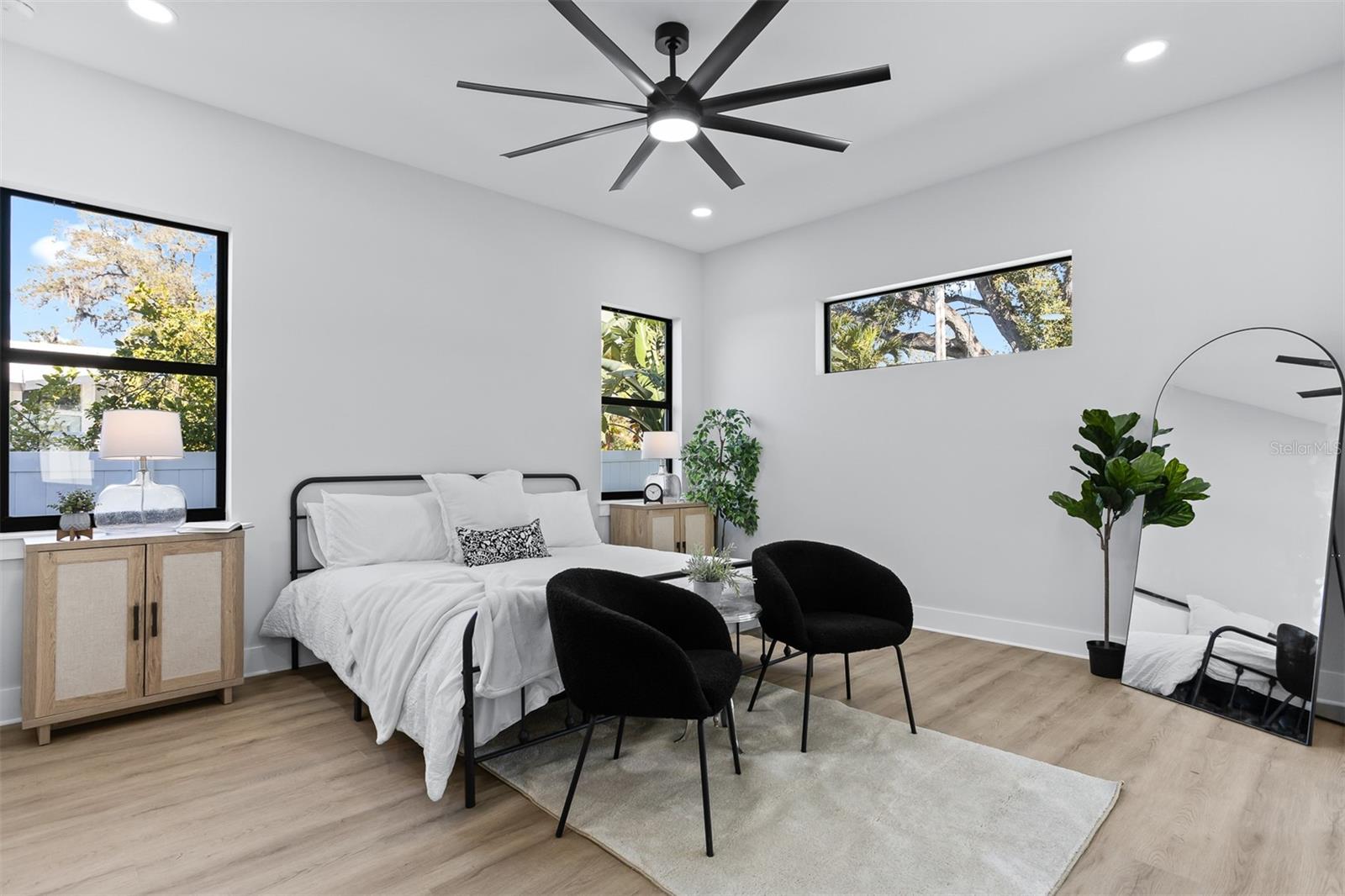 Image 13 of 32 For 3215 Price Avenue