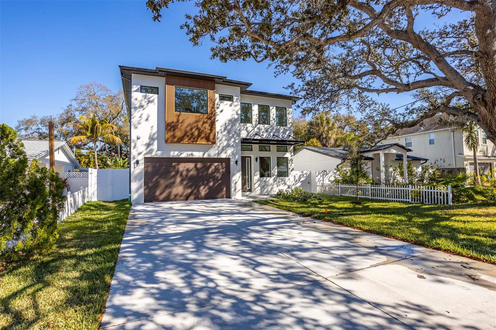 Image 3 of 32 For 3215 Price Avenue