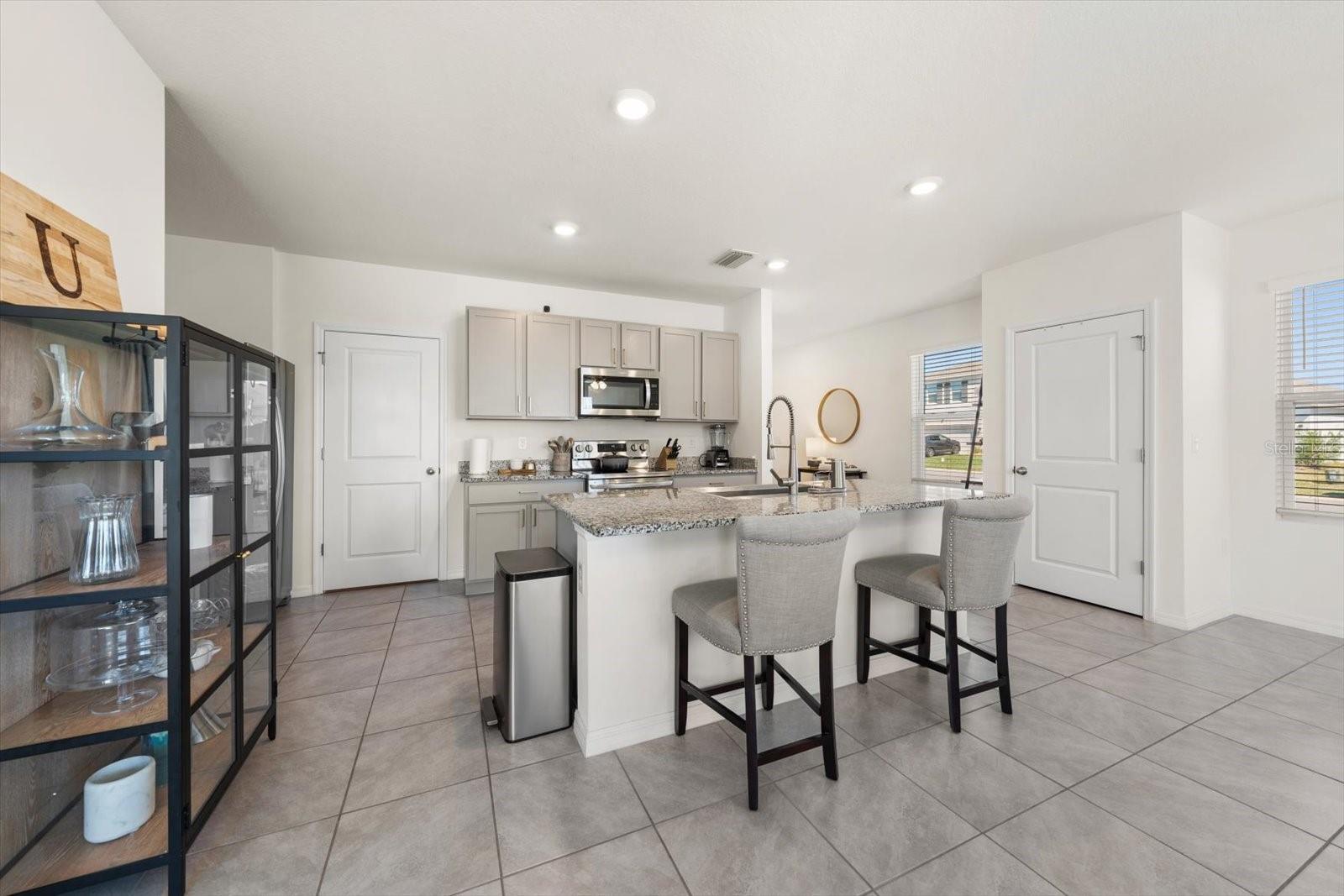 Image 10 of 50 For 16176 Soft Fern Trace