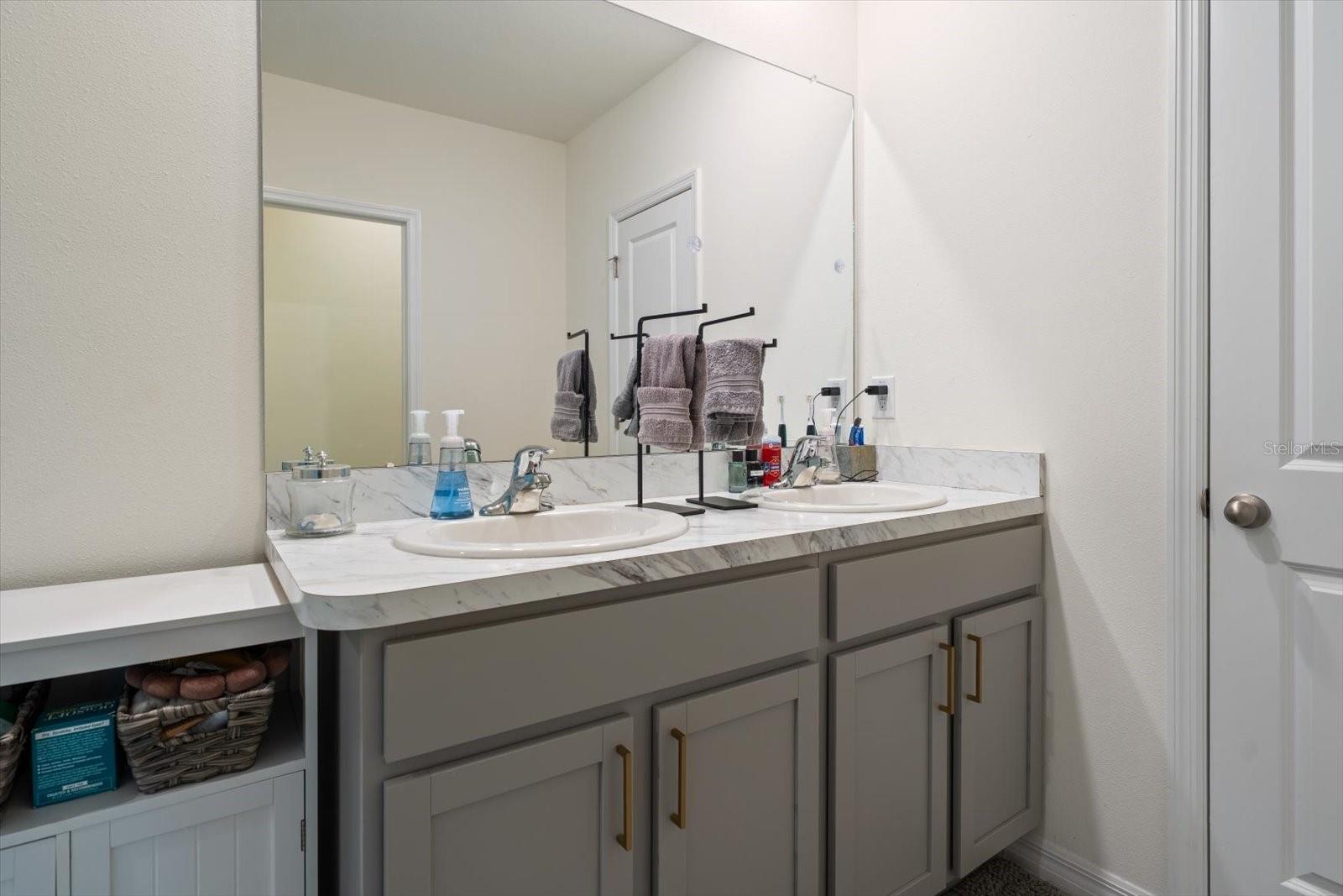 Image 28 of 50 For 16176 Soft Fern Trace