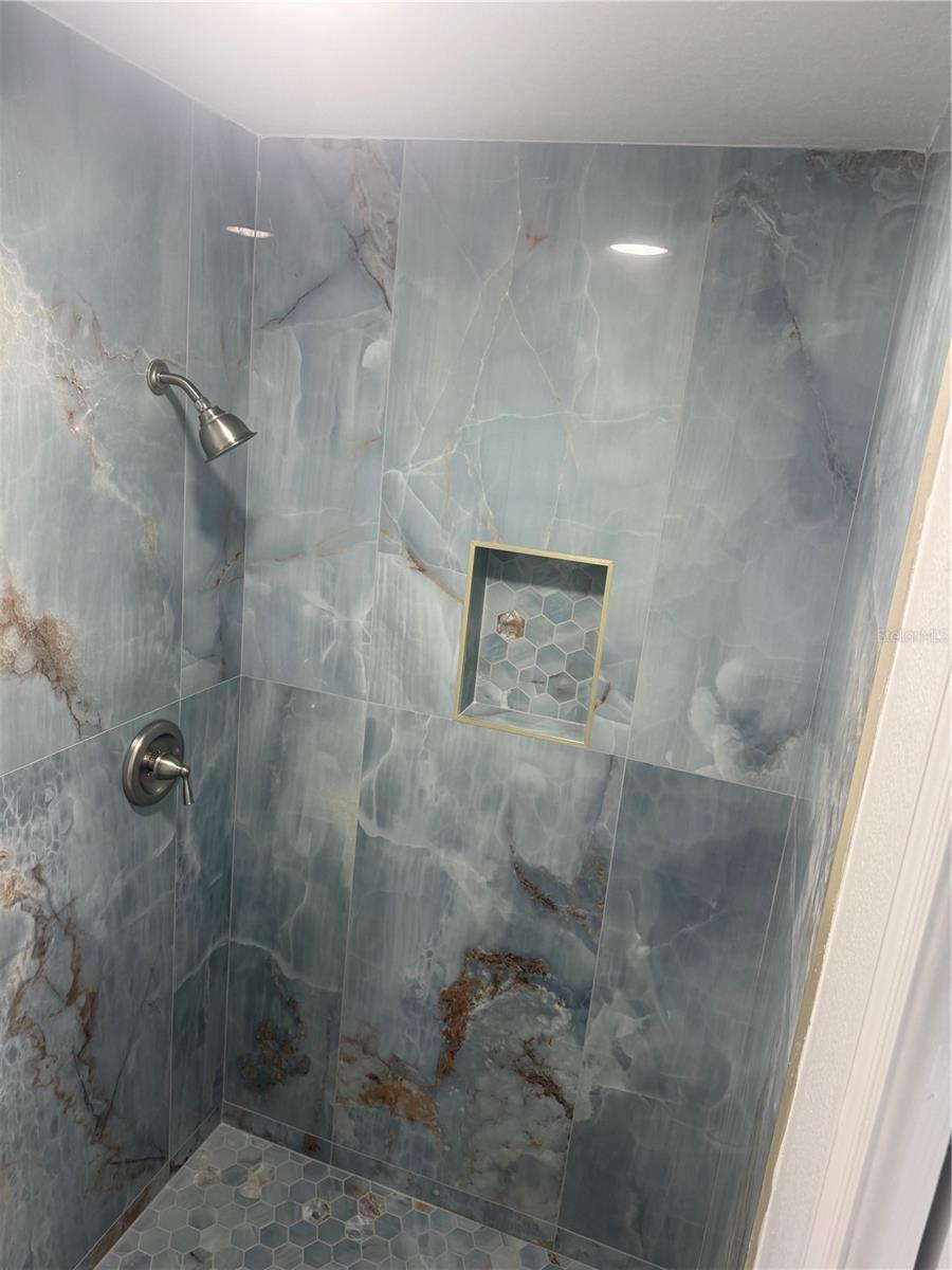 Image 11 of 19 For 3527 18th Avenue S