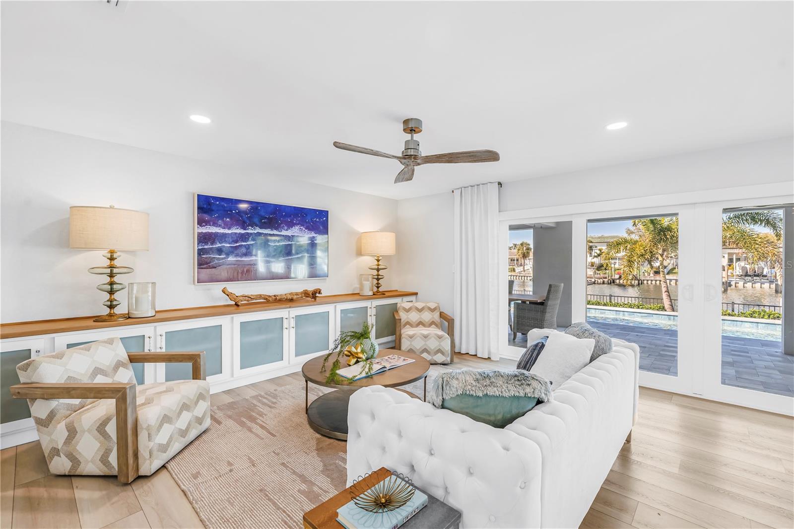 Image 15 of 63 For 1093 42nd Avenue Ne