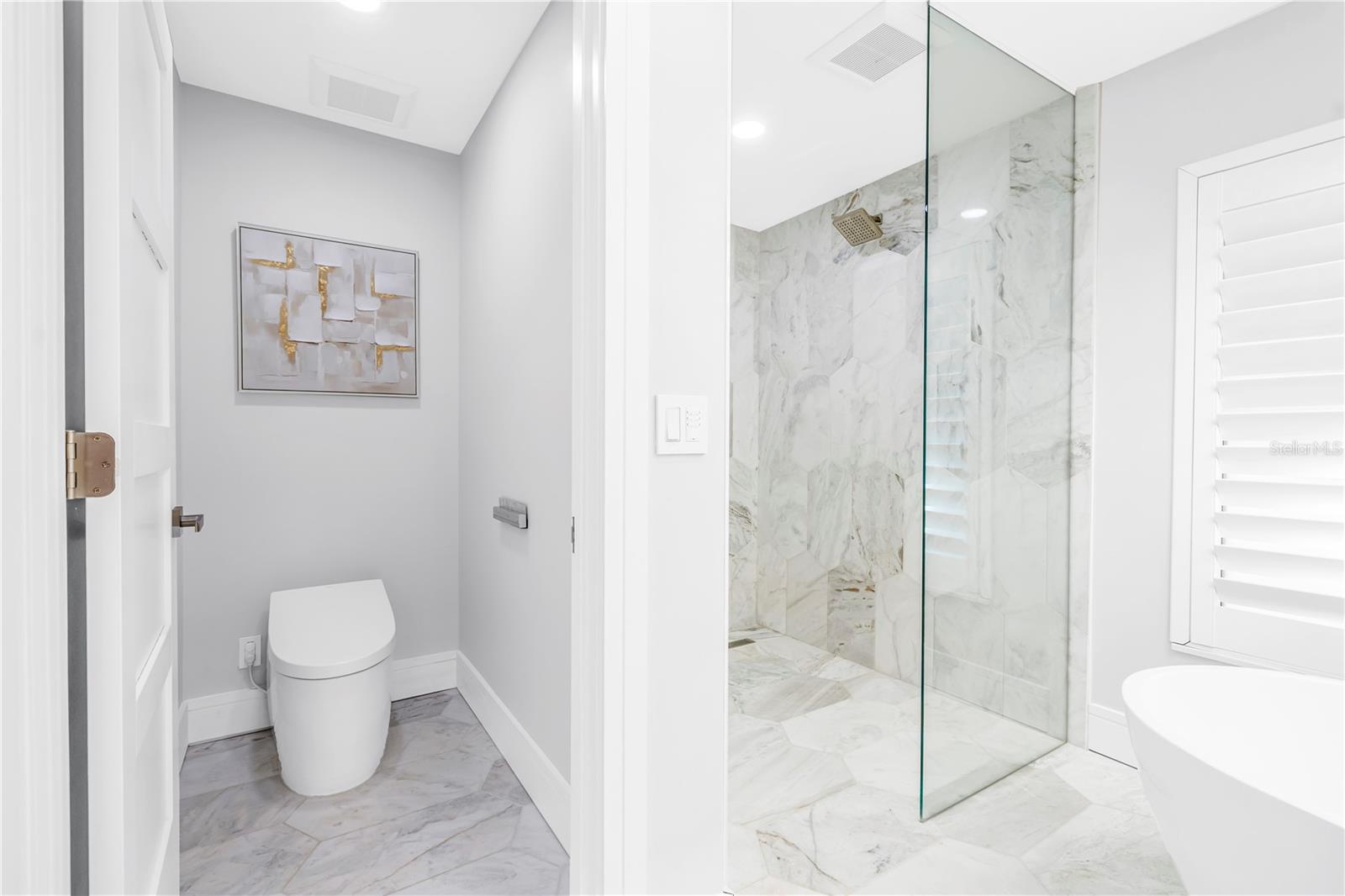 Image 29 of 63 For 1093 42nd Avenue Ne