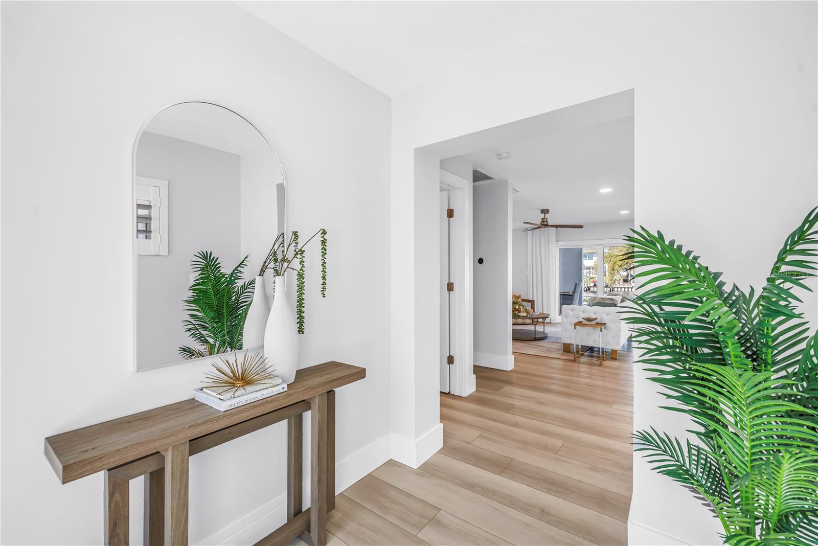 Image 5 of 63 For 1093 42nd Avenue Ne