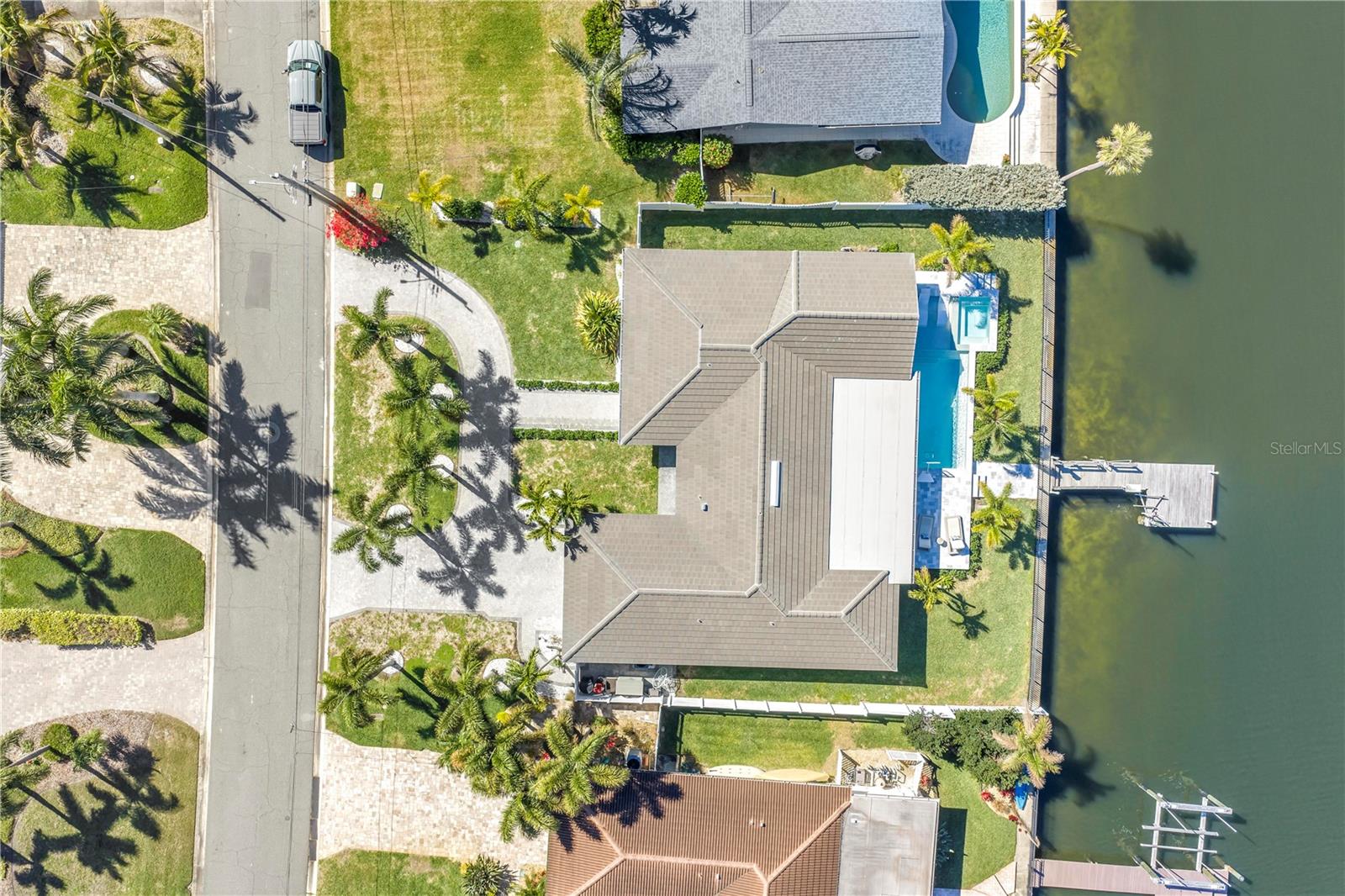 Image 58 of 63 For 1093 42nd Avenue Ne